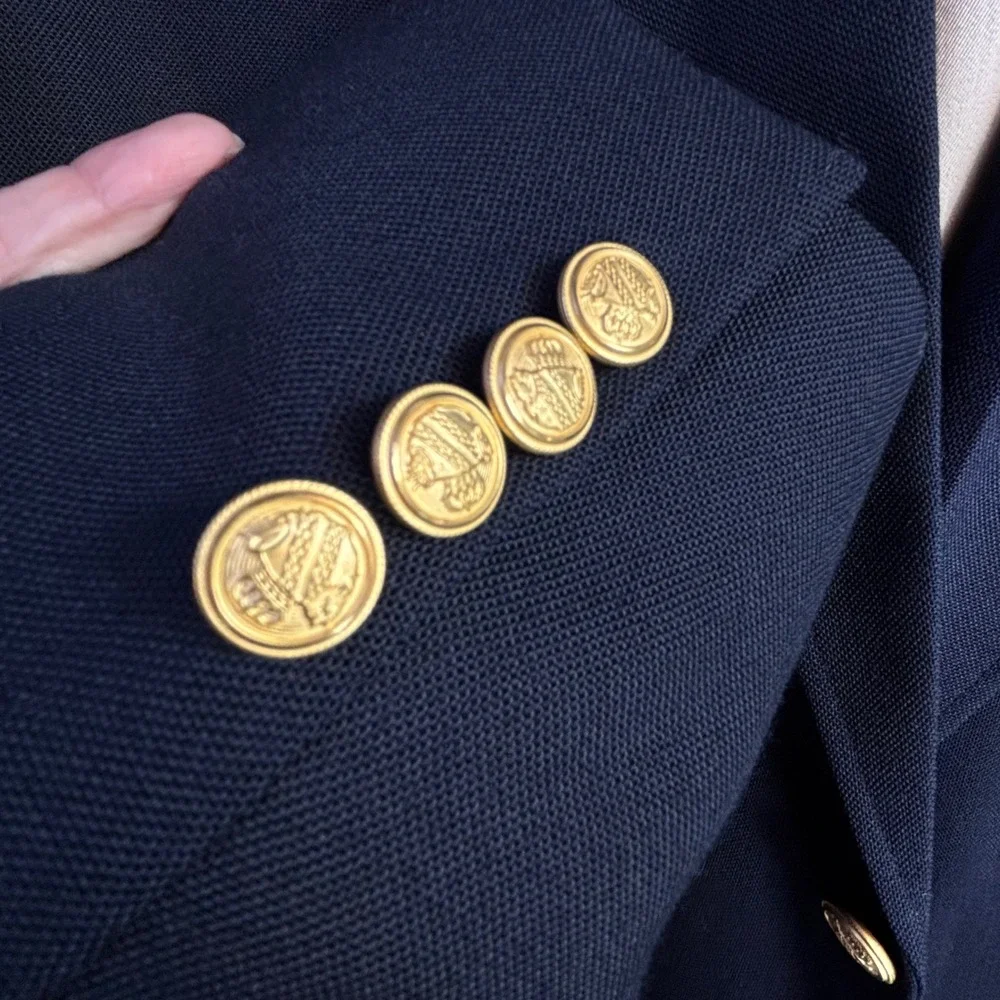 Vintage Navy Blue Blazer 44R Worsted Wool Blend Gold Crest Buttons Preppy Ivy